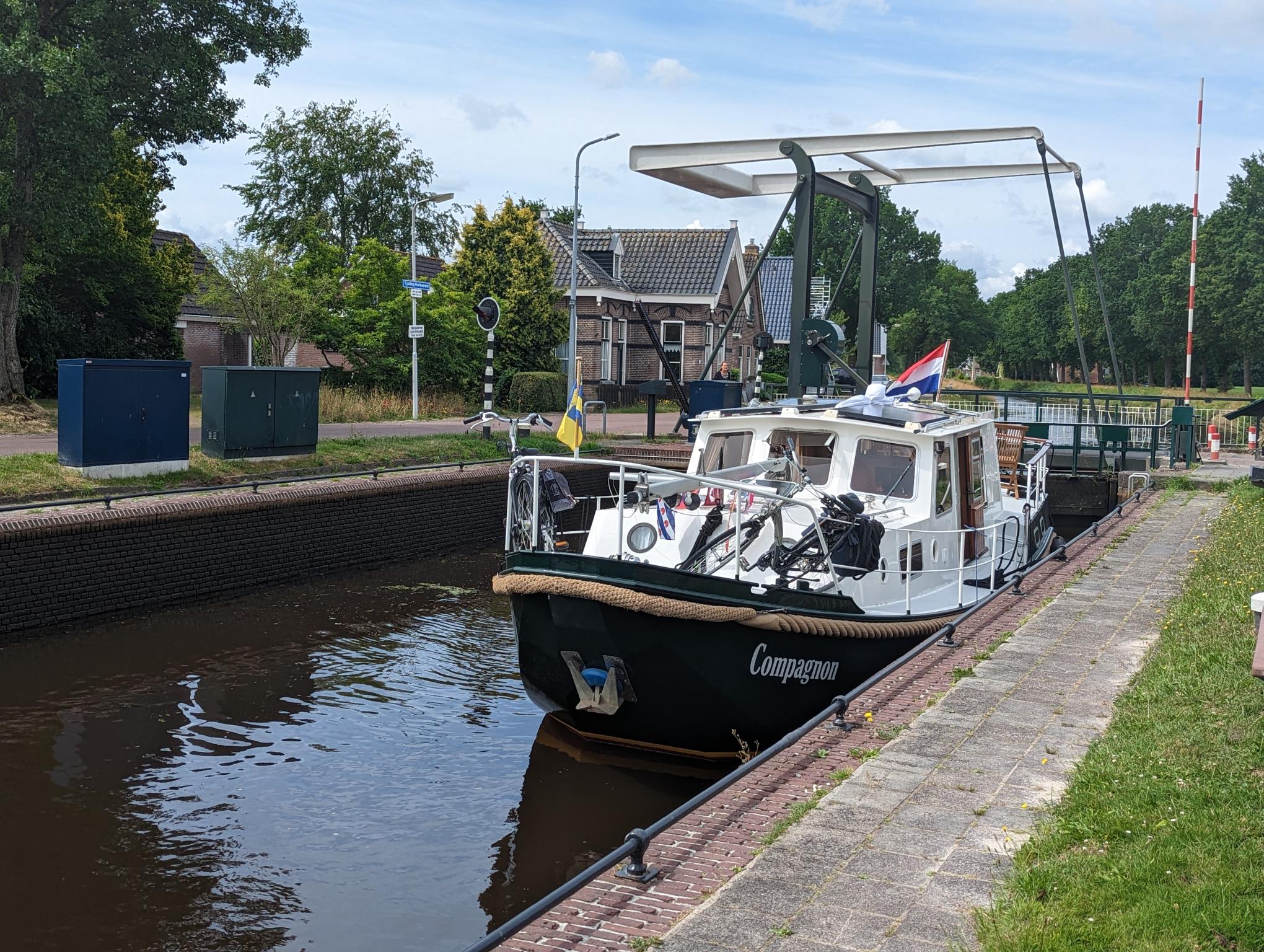 Donkerbroek: Turf Route Day 3 (AKA “These Locks are the Keys to Our Hearts”)